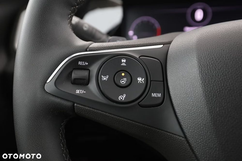 Opel Grandland X 1.2 T Innovation S&S - 17