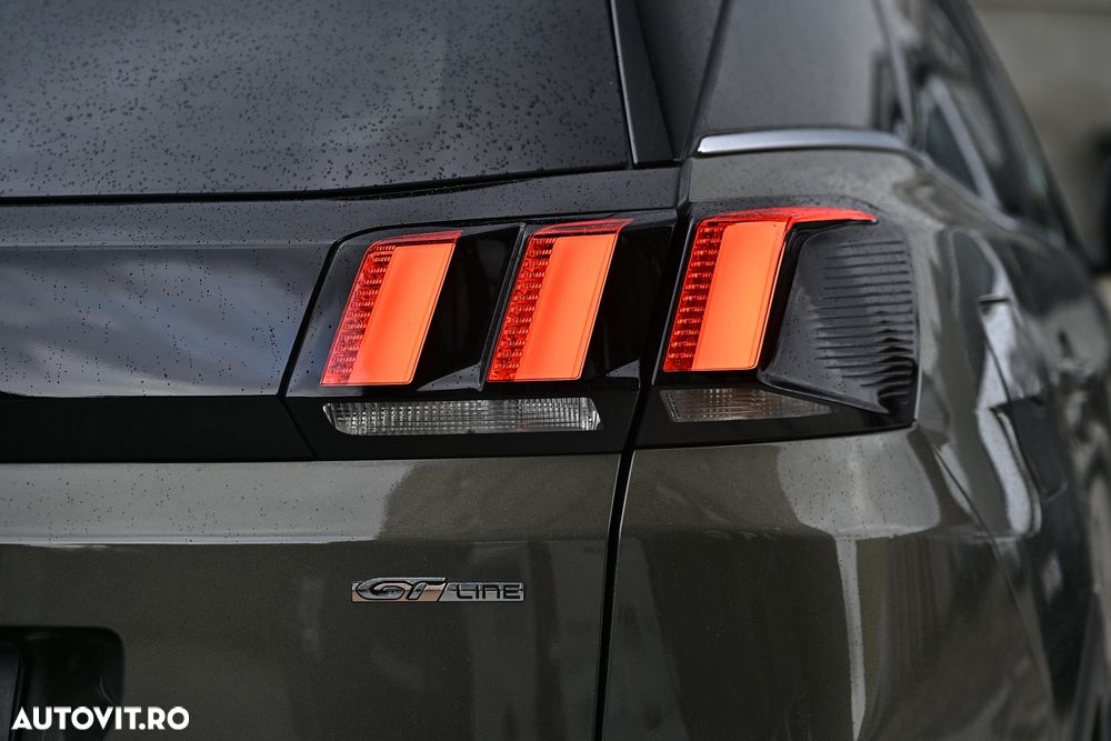 Peugeot 3008 1.2 PureTech 130 EAT8 GT - 15