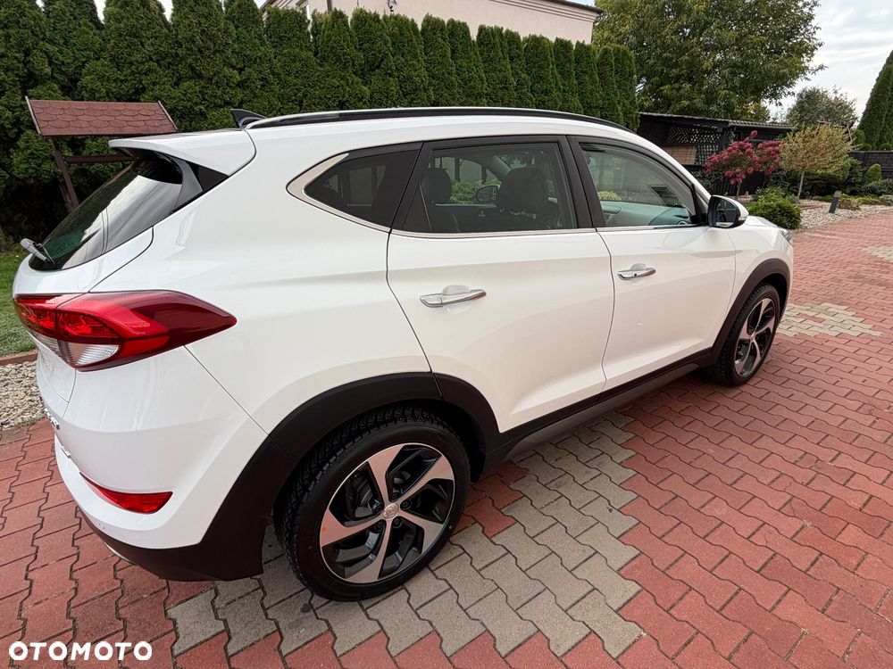 Hyundai Tucson - 12