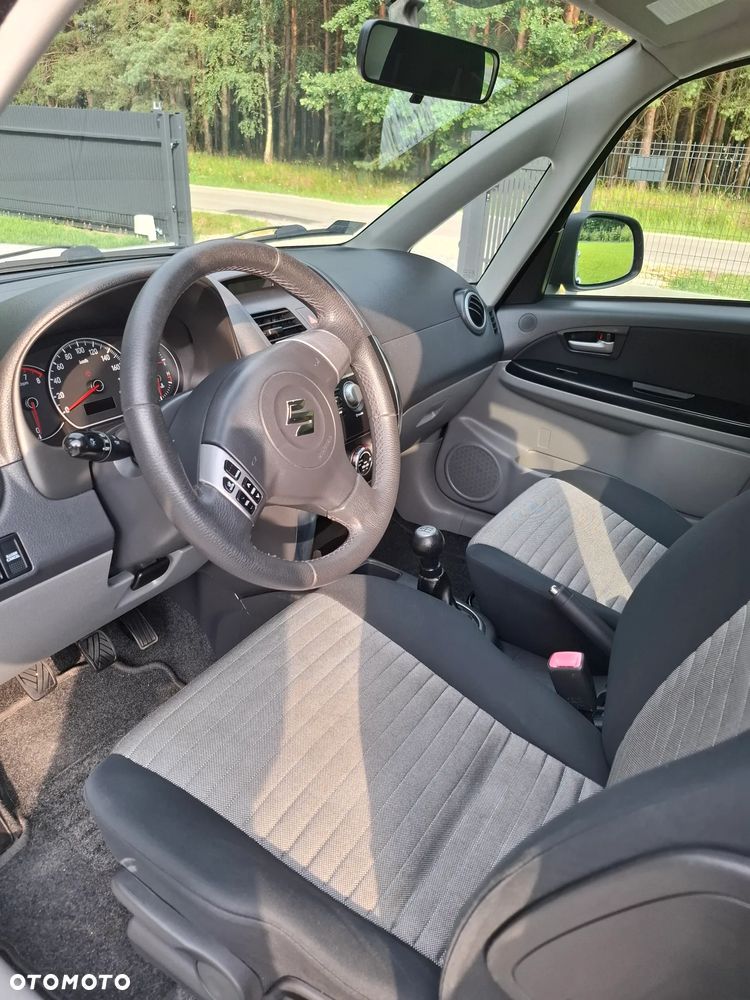 Suzuki SX4 1.6 GLX / Comfort - 8