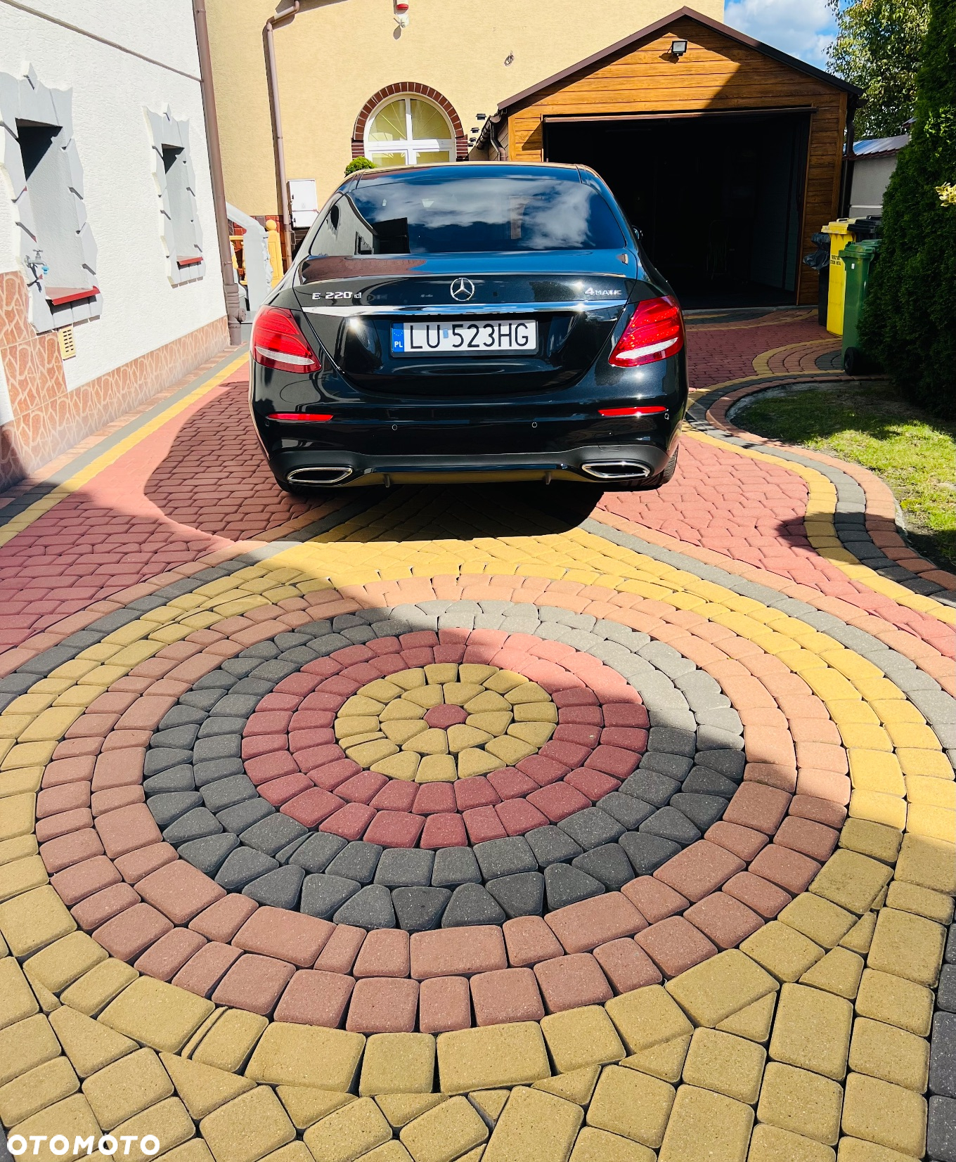Mercedes-Benz Klasa E 220 d 4-Matic 9G-TRONIC - 4