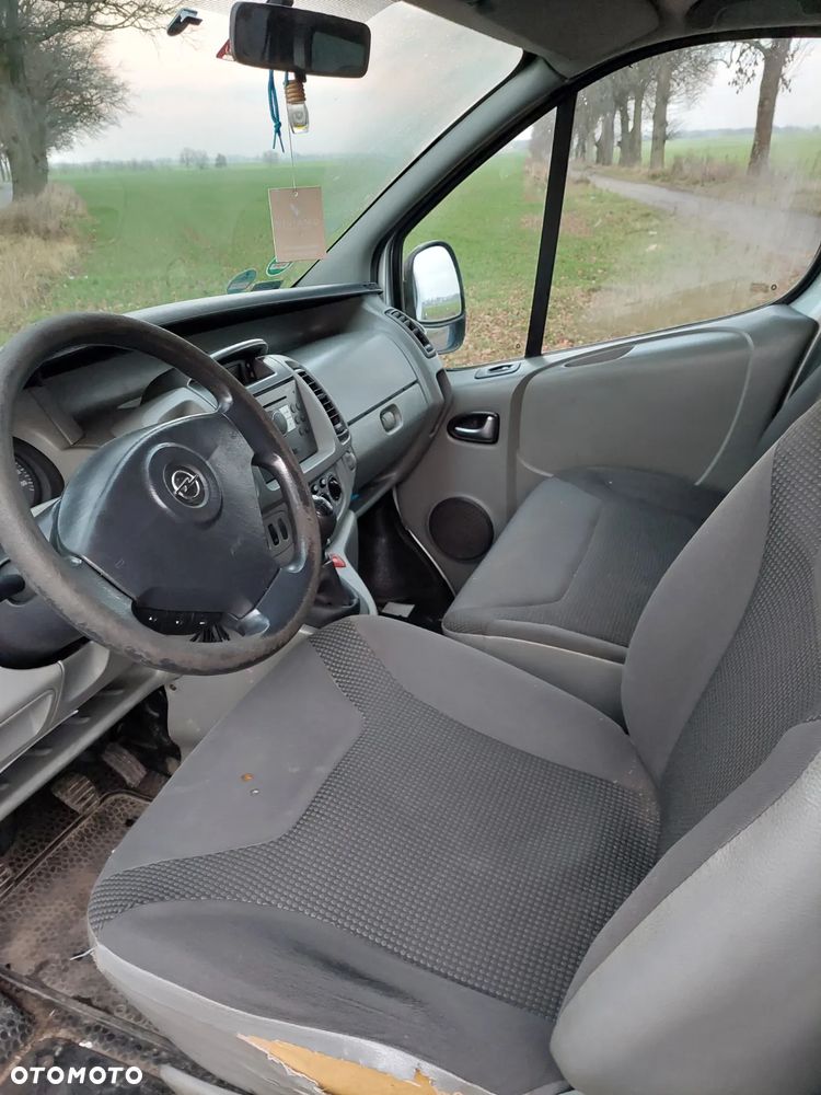Opel Vivaro - 16
