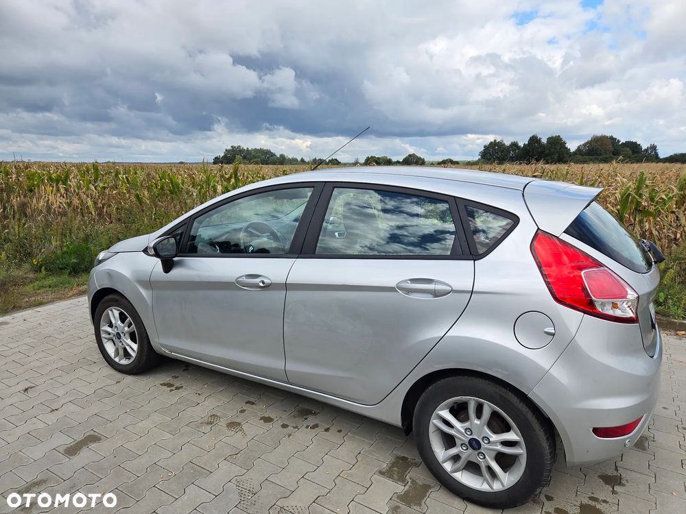 Ford Fiesta 1.6 TDCi Titanium - 8