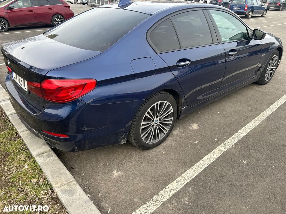 BMW Seria 5 530i Aut. Sport Line - 3