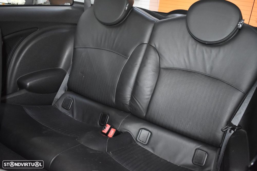 MINI 3 Portas Cooper - 25