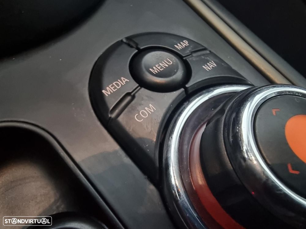 MINI Countryman Cooper SE ALL4 Auto - 43