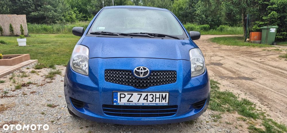 Toyota Yaris 1.0 Luna A/C - 1