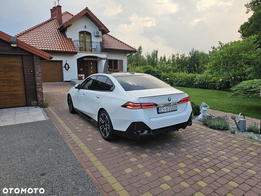 BMW Seria 5 520d xDrive - 8