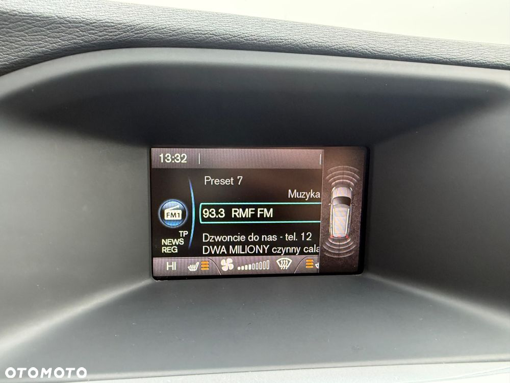 Volvo V60 D4 Drive-E Momentum - 20