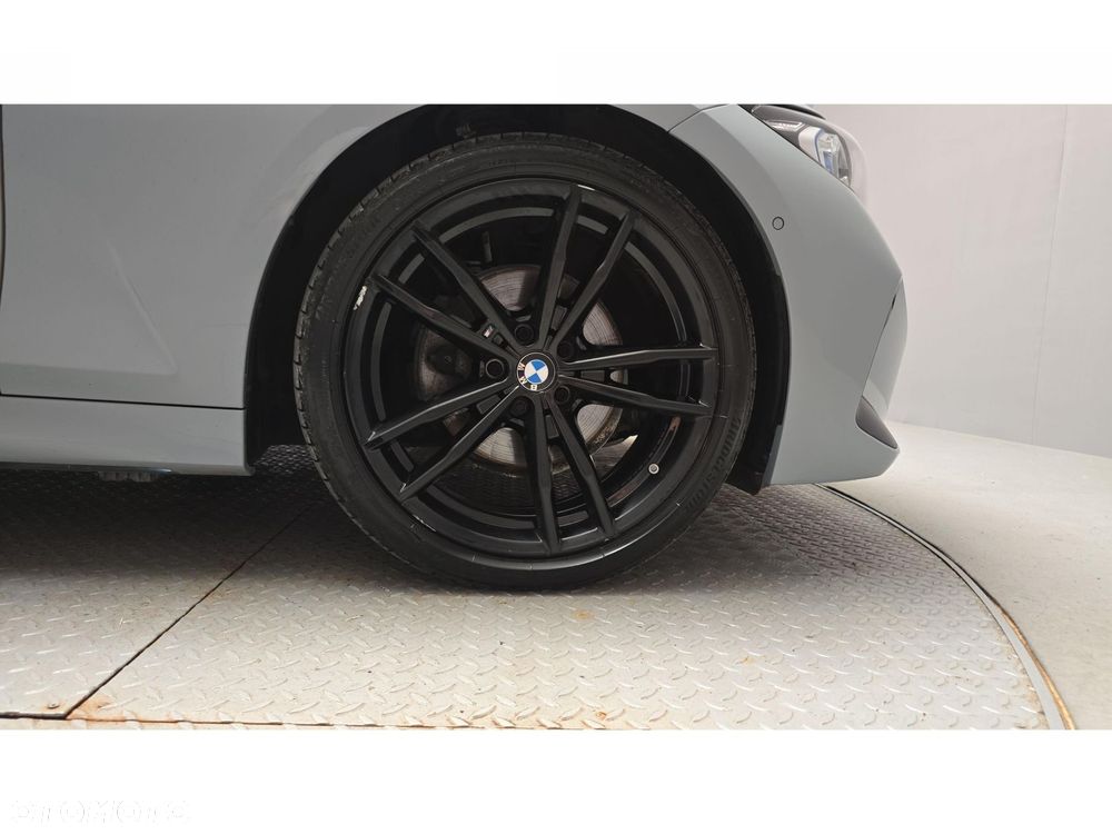 BMW Seria 3 320d xDrive Sport - 25