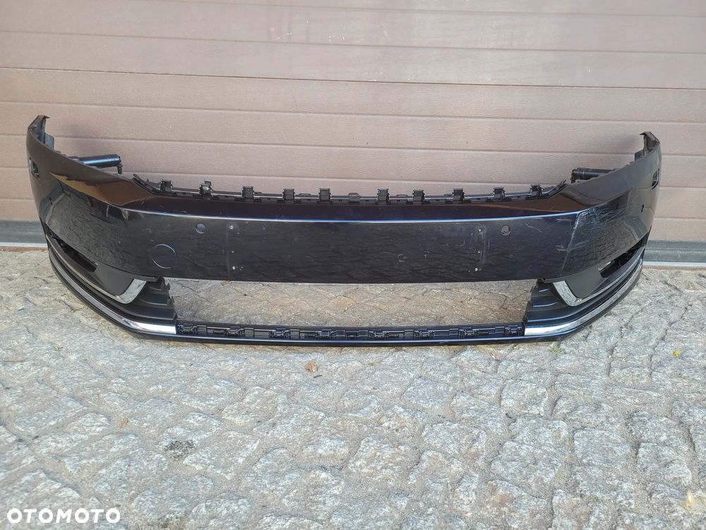 ZDERZAK PRZEDNI PRZÓD VW PASSAT B7 LC9X SPRYSKIWACZE KRATKI - 1