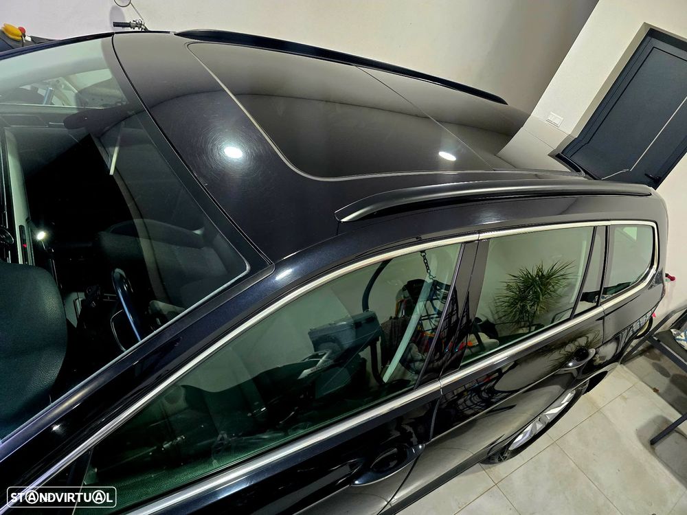 VW Passat Variant 2.0 TDi Confortline - 8