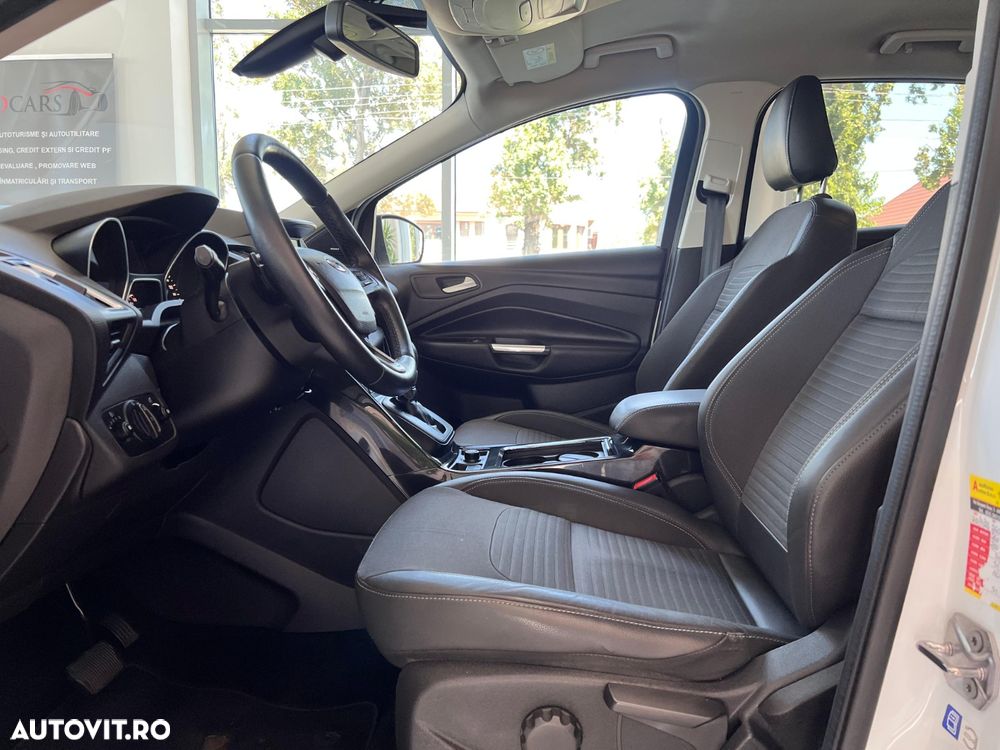 Ford Kuga - 10