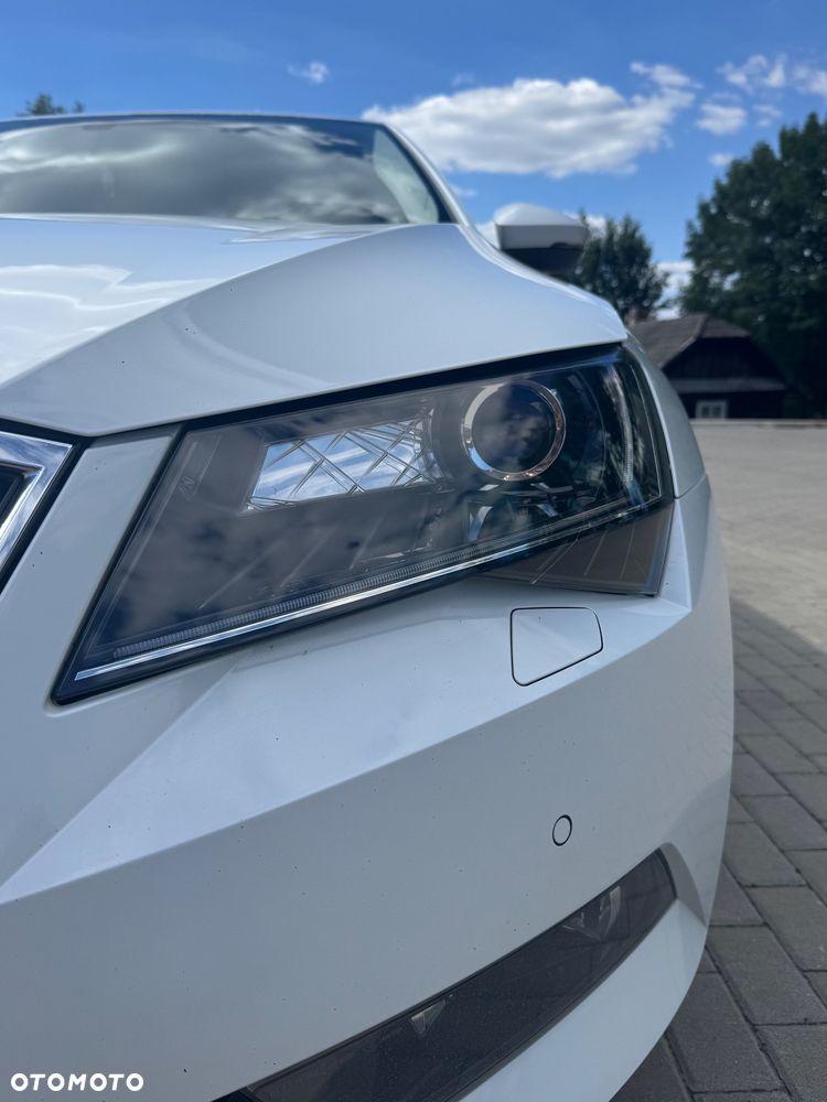 Skoda Superb 1.6 TDI Ambition DSG - 4