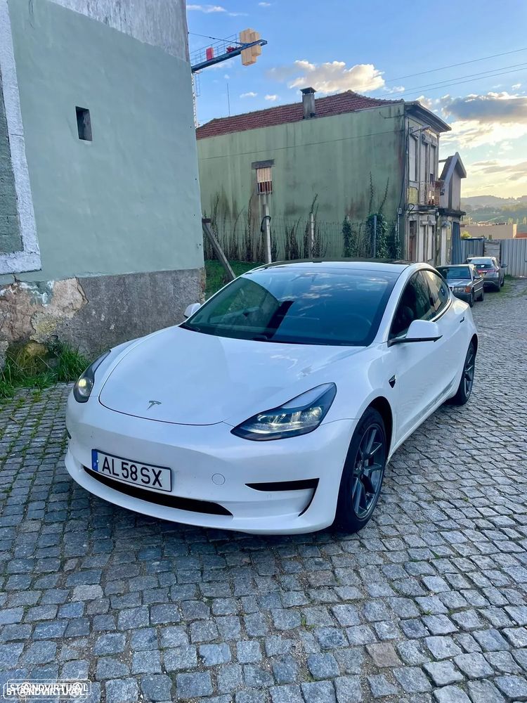 Tesla Model 3 Standard Range Plus RWD - 2