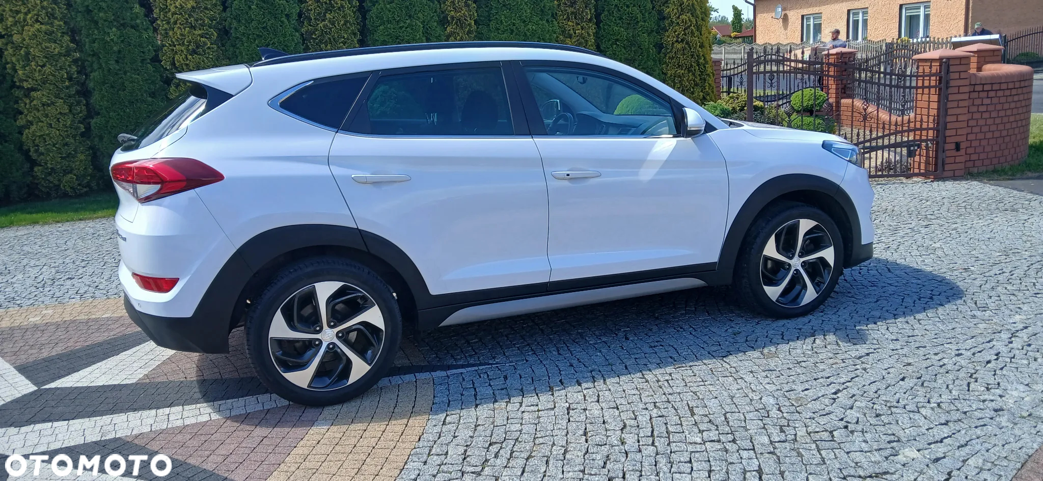 Hyundai Tucson 1.7 CRDI BlueDrive GO 2WD - 6