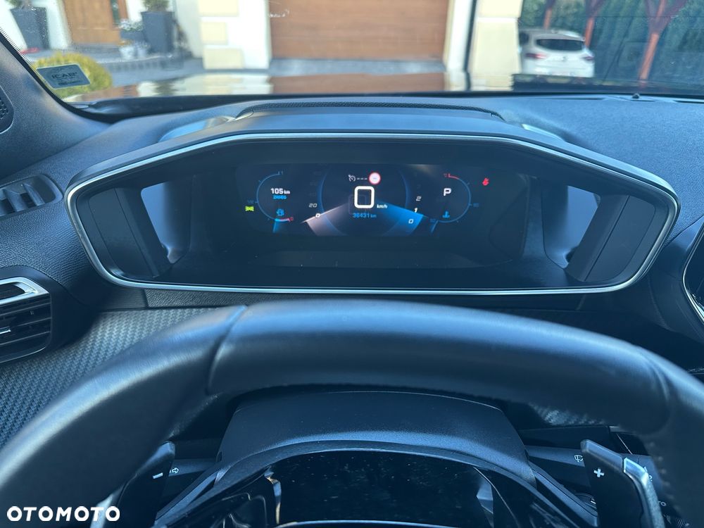 Peugeot 2008 BlueHDi 130 EAT8 Allure - 17