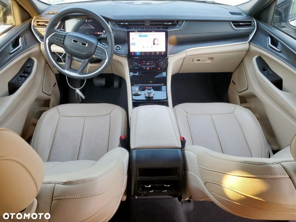 Jeep Grand Cherokee - 7