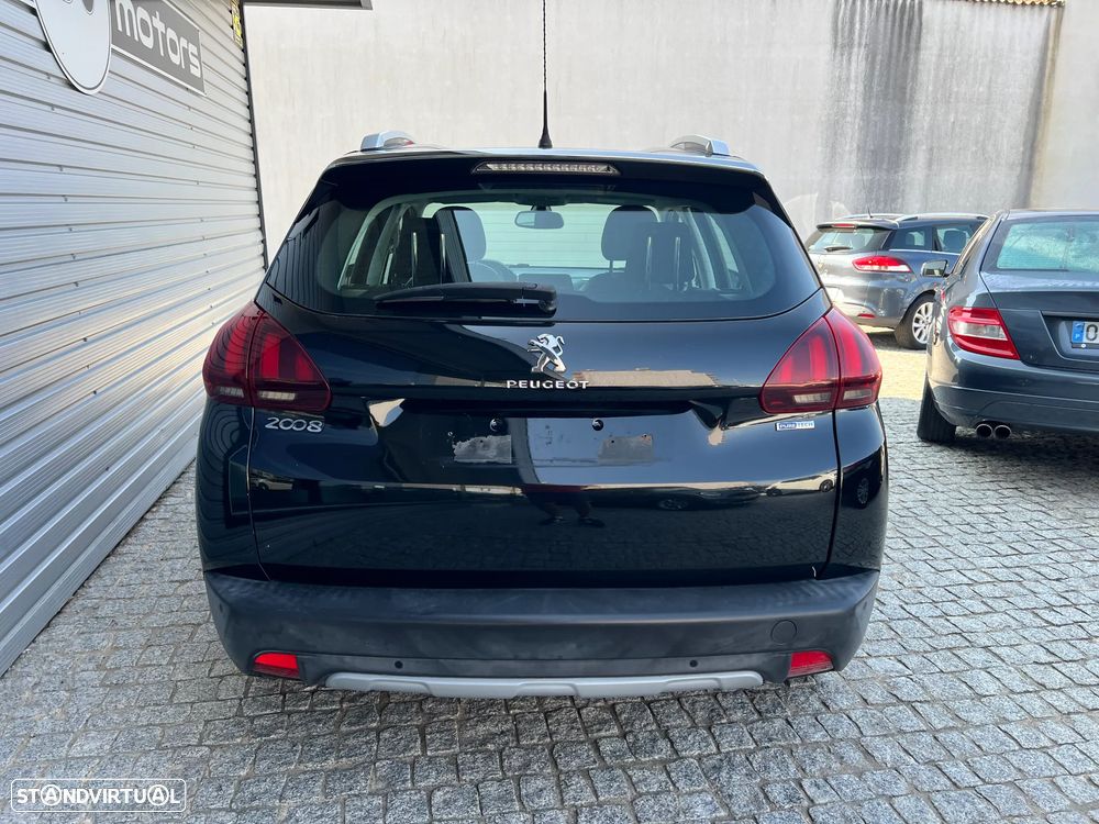 Peugeot 2008 1.2 PureTech Allure - 9