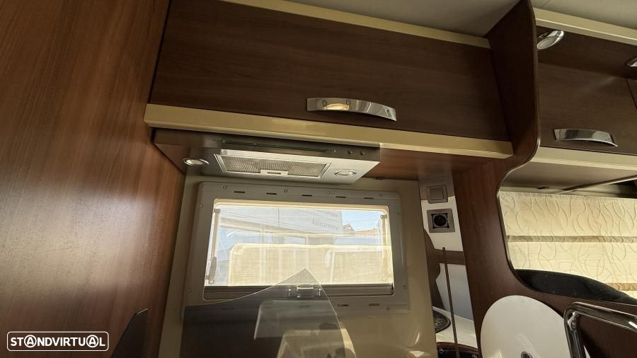McLouis Nevis 876G 2.3 MJ 150cv c.central - 33