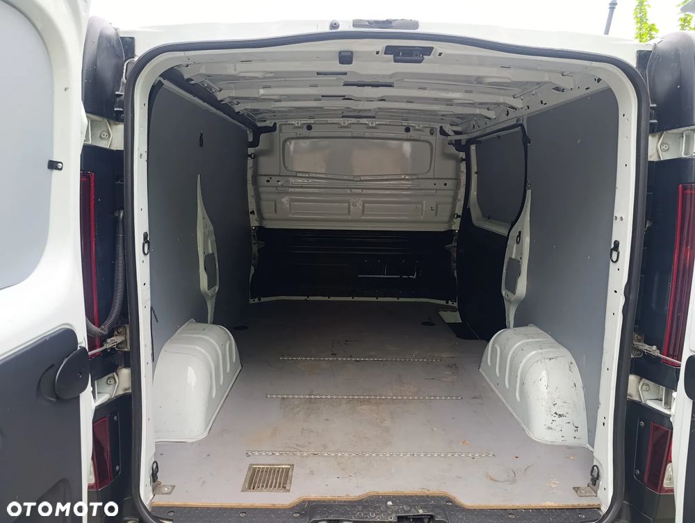 Opel VIVARO - 18