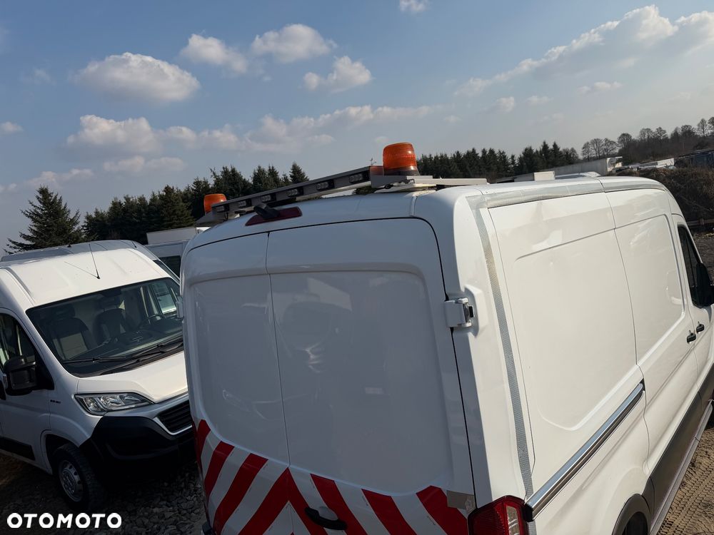 Ford Transit - 8