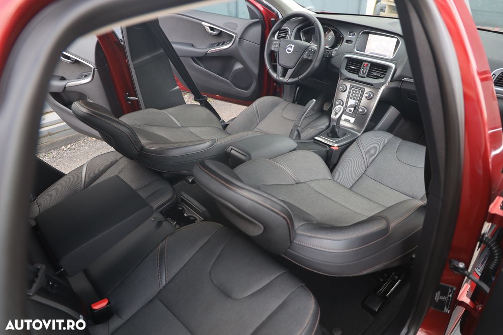 Volvo V40 Cross Country D2 - 16