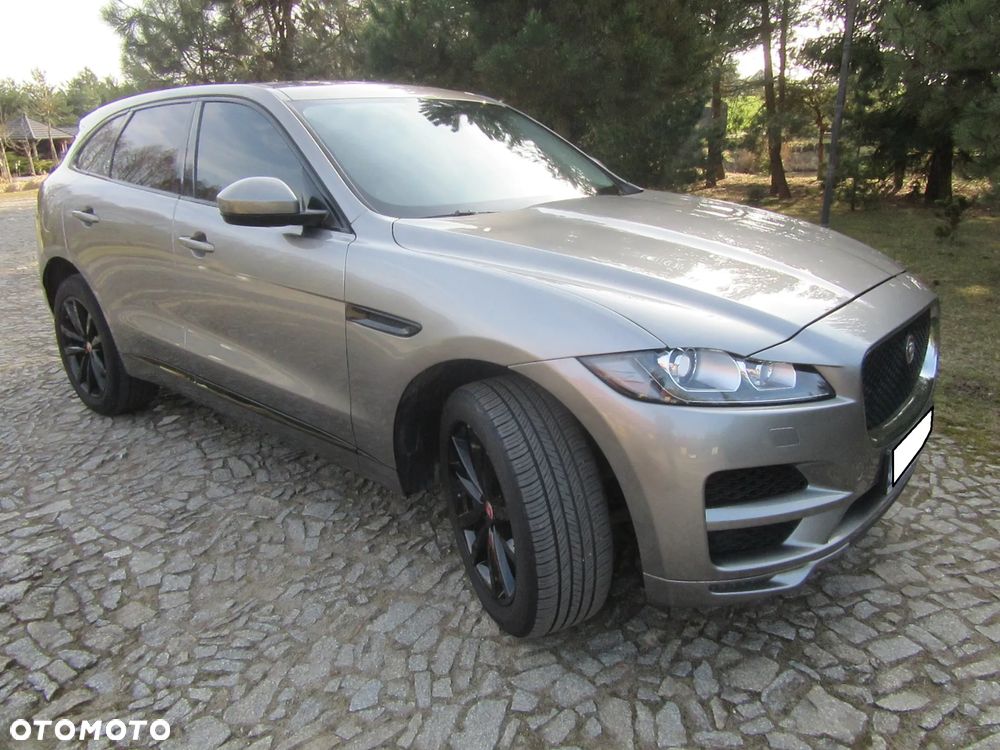 Jaguar F-Pace 30t AWD Prestige - 3