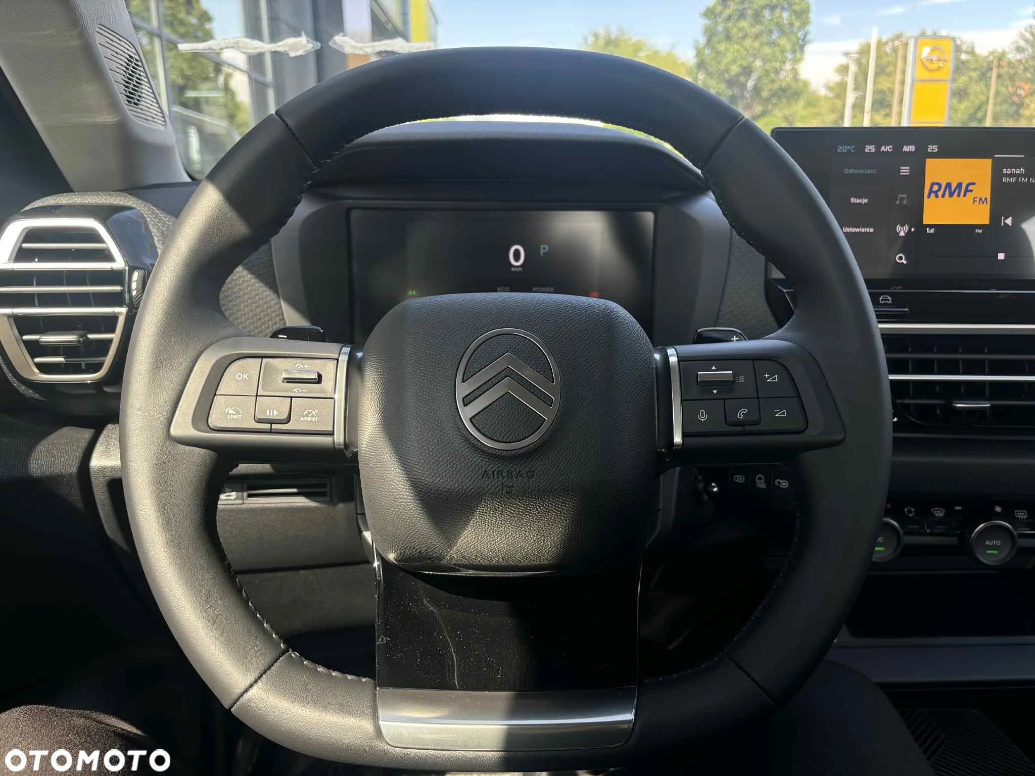 Citroën C4X 1.2 mHEV Plus eDCT6 - 5