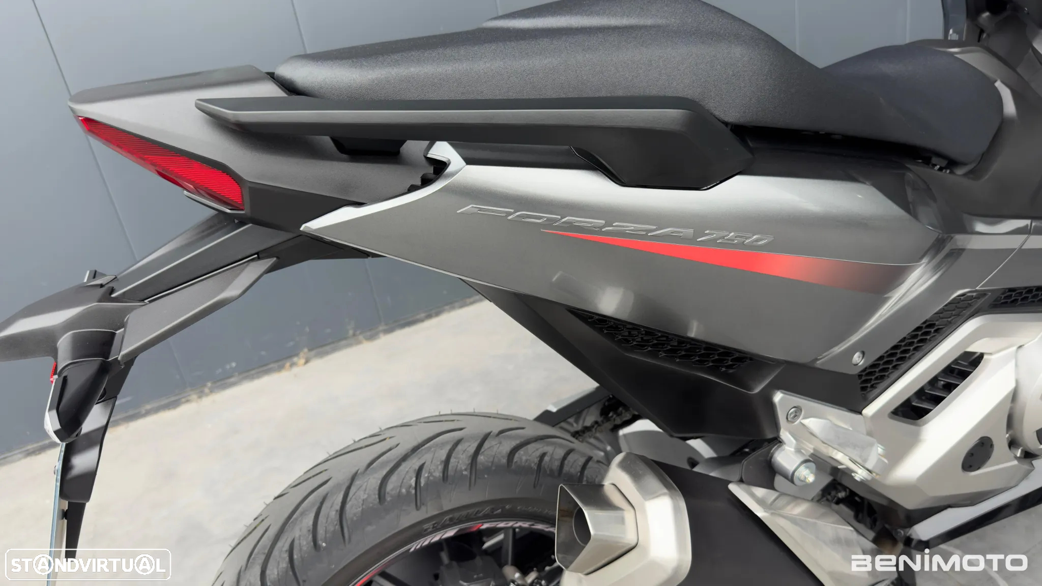 Honda Forza - 10