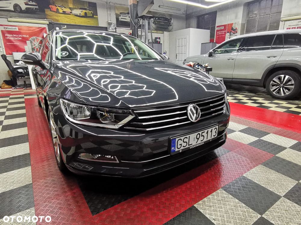 Volkswagen Passat 2.0 TDI SCR DSG Comfortline - 7