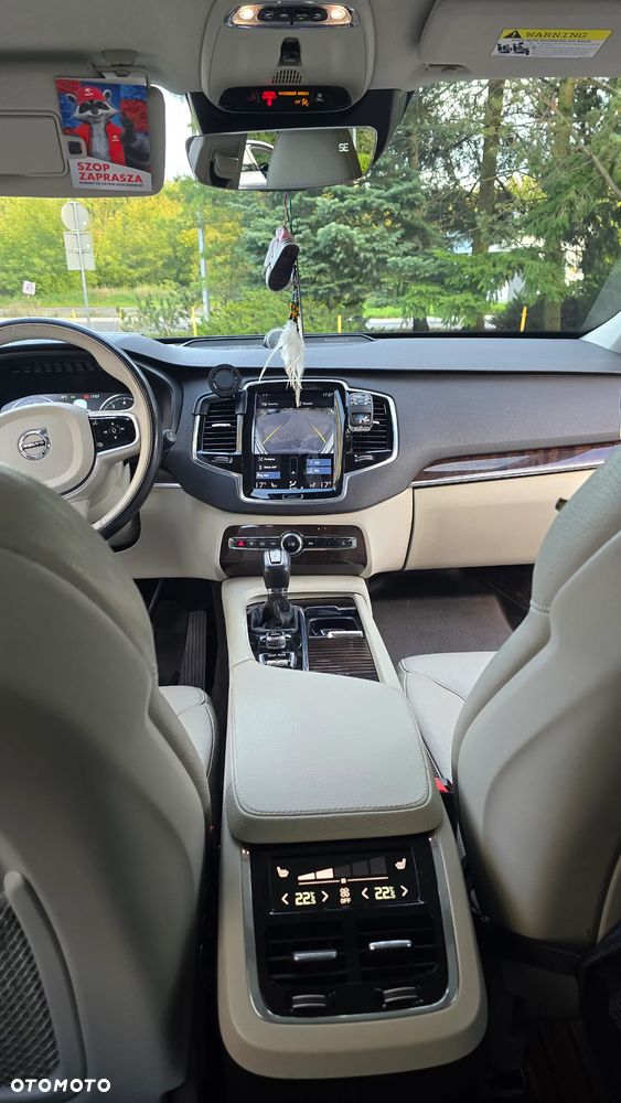 Volvo XC 90 T6 AWD Momentum 7os - 14