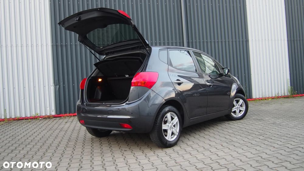 Kia Venga 1.4 CVVT Business Line - 17