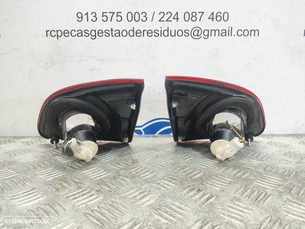 Farolins de mala direito esquerdo originais Nissan Qashqai J10 Fase 1 de 2007 a 2013 - 11