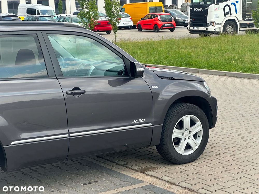Suzuki Grand Vitara 1.9 DDiS Comfort - 17