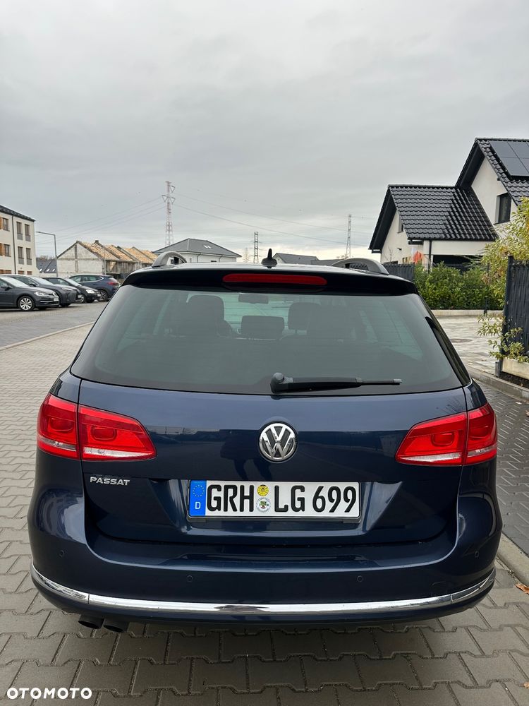 Volkswagen Passat - 6