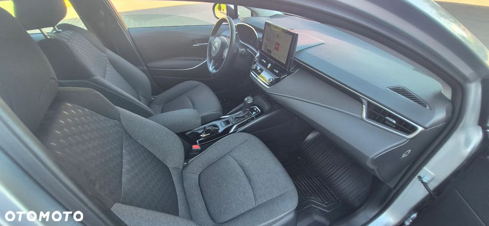 Toyota Corolla - 30