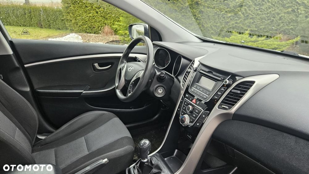 Hyundai i30 blue 1.6 CRDi Classic - 22