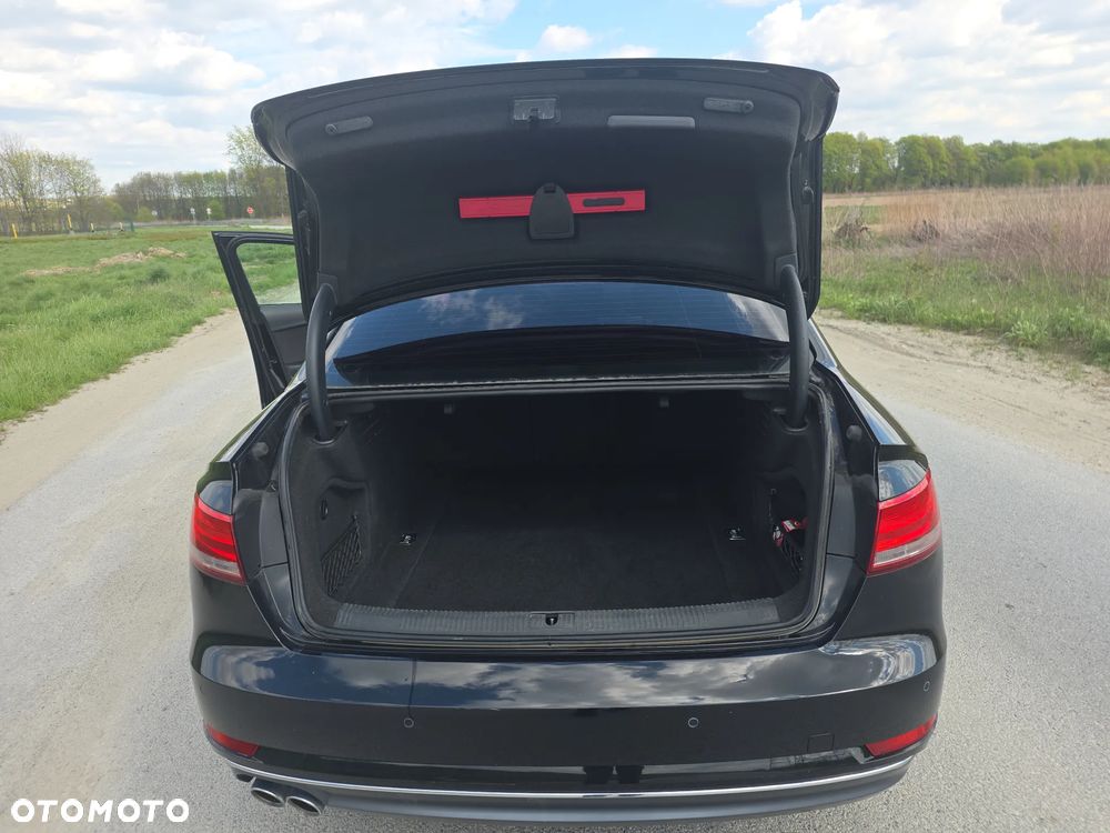 Audi A4 Limousine 2.0 TDI S tronic quattro design - 10