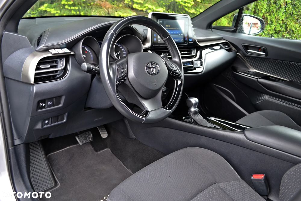 Toyota C-HR - 17