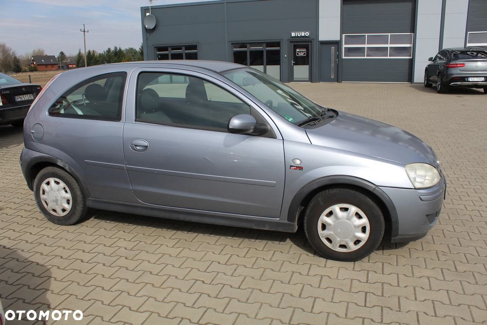 Opel Corsa 1.2 16V - 4