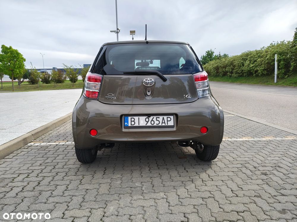 Toyota iQ 1.4 D-4D - 3