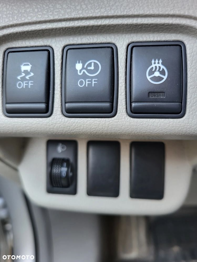 Nissan Leaf 24kWh Acenta - 8