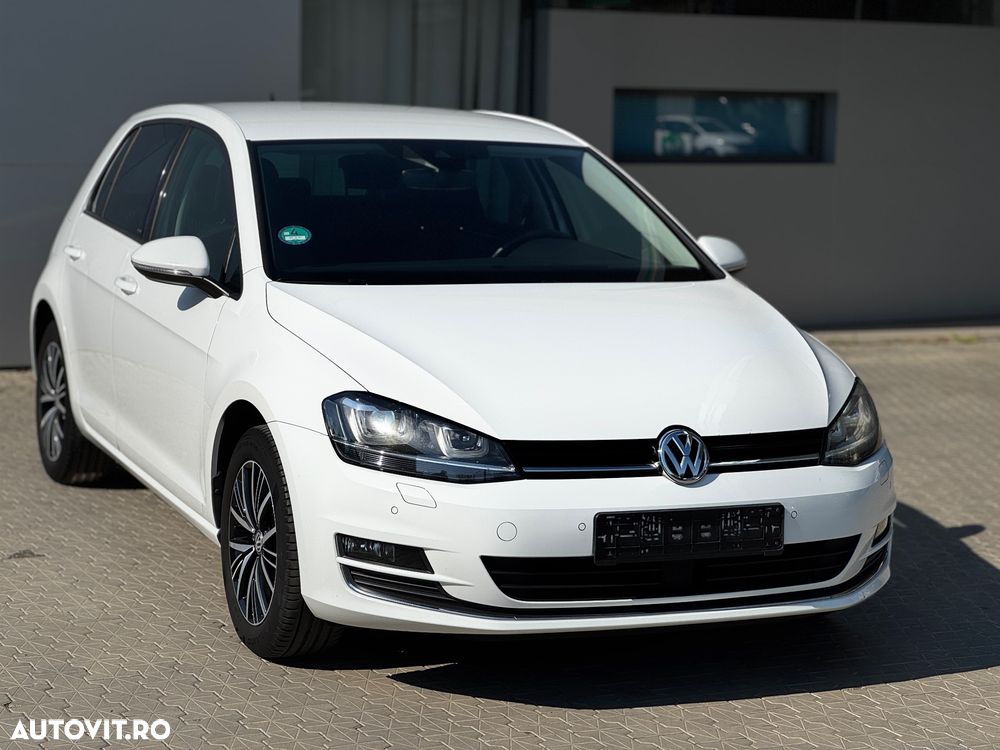 Volkswagen Golf 1.4 TSI BlueMotion Technology Allstar - 3