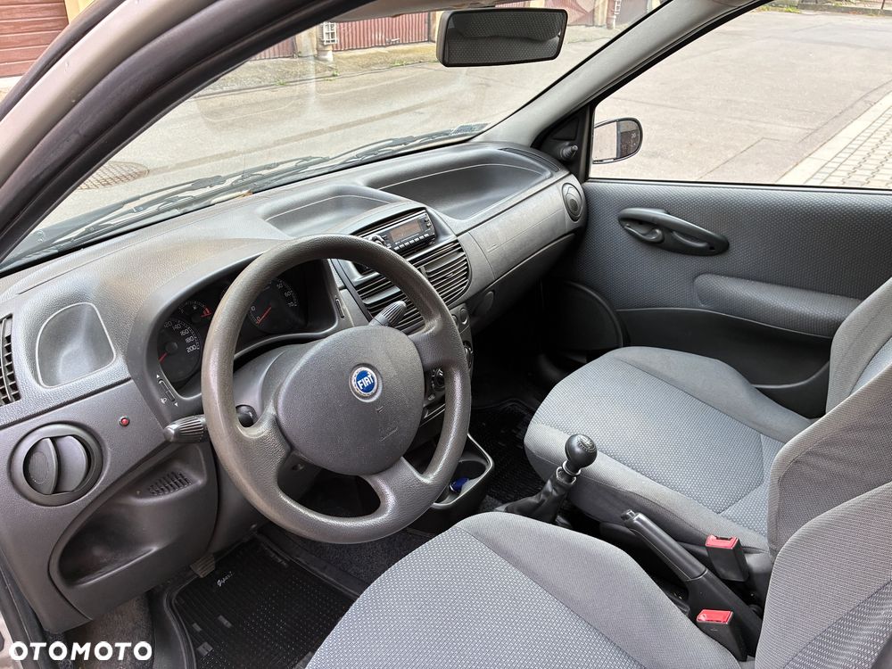 Fiat Punto 1.2 8V Actual - 7