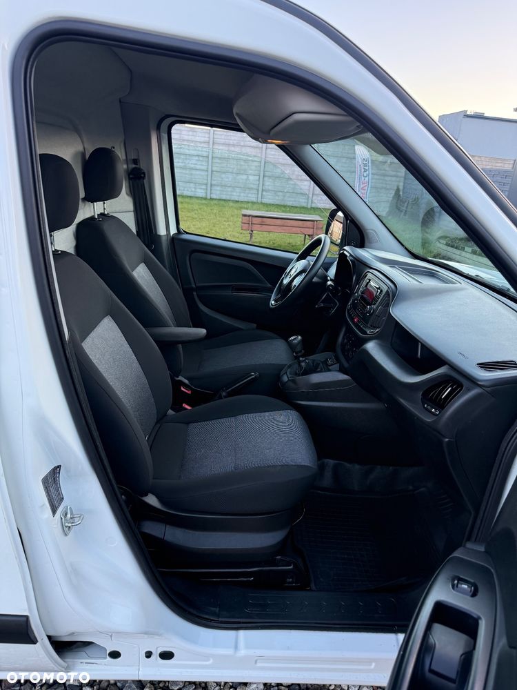 Fiat DOBLO L1H1, gwarancja, 1.6-105km,serwisowany, klima,tempomat, czujniki pdc - 13