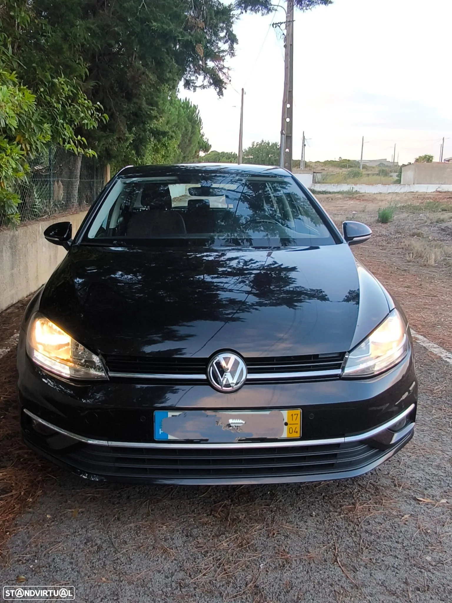 VW Golf 1.6 TDI Confortline - 4