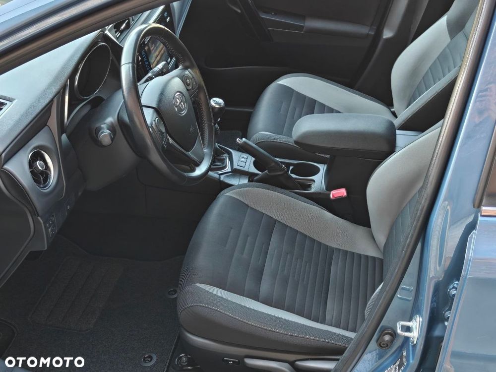 Toyota Auris 1.2 Turbo Edition S+ - 3