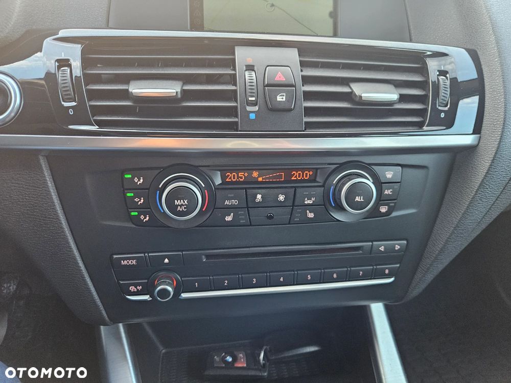 BMW X3 xDrive20d - 14