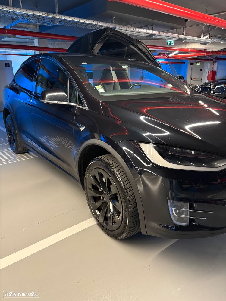 Tesla Model X 100D - 5